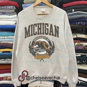 Vintage University of Michigan Wolverines Crewneck Sweatshirt, Retro NCAA Shirt
